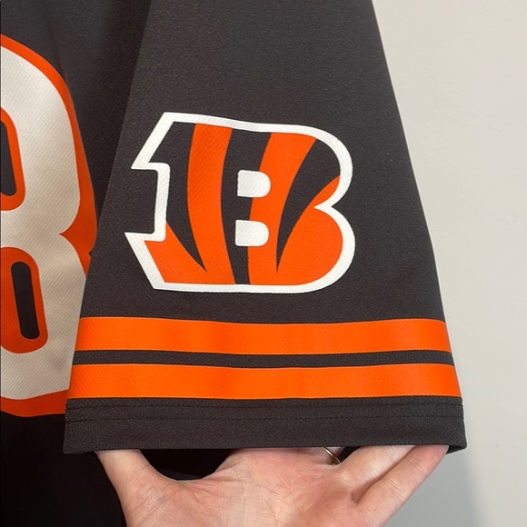 NFL Black and Orange Cincinnati Bengals Jersey Green 18 - Picture 4 of 11